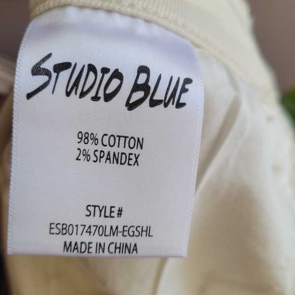 NWT STUDIO BLUE SUPER HIGH RISE & WIDE LEG WOMENS PANTS OFF WHITE JEANS SIZE 12 - Picture 7 of 8